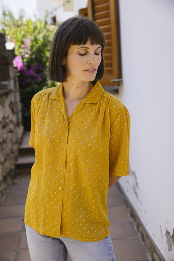Camisa vintage ocre con pajaritos- Ropa mujer SusiSweetdress