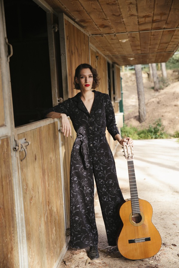 Mono negro con flores grises- Colección SusiSweetdress