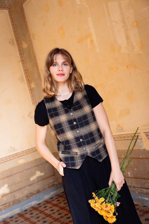 Chaleco negro a cuadros beis - Ropa SusiSweetdress