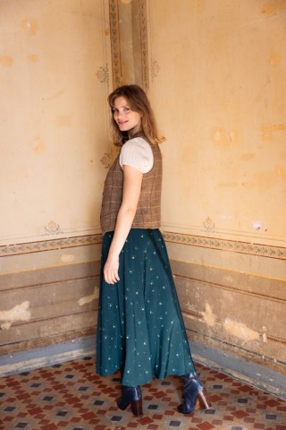 Falda maxi larga cruzada verde bosque con flores verde pastel- Ropa mujer SusiSweetdress