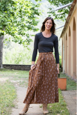 Falda maxi larga cruzada marrón con ramilletes- Ropa mujer SusiSweetdress