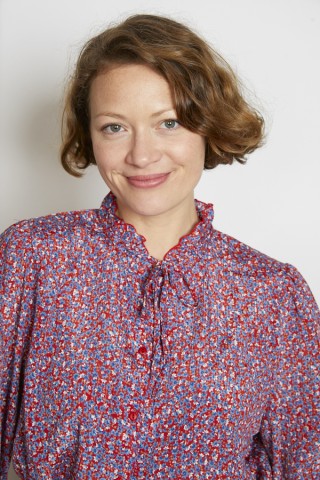 Camisa vintage granate con flores azules y blancas- Ropa mujer SusiSweetdress