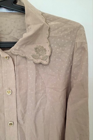 Camisa vintage beige flor bordada - Ropa mujer SusiSweetdress