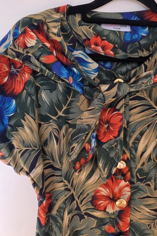 Camisa vintage kaki con flores colores - Ropa mujer SusiSweetdress