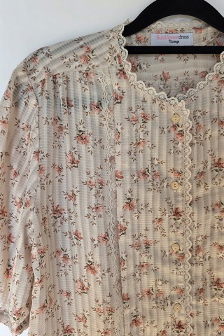 Camisa vintage beis con flores- Ropa mujer SusiSweetdress