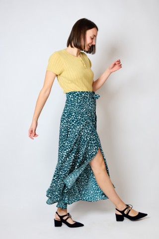 Falda maxi larga cruzada verde con margaritas blancas- Ropa mujer SusiSweetdress