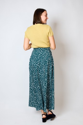 Falda maxi larga cruzada verde con margaritas blancas- Ropa mujer SusiSweetdress