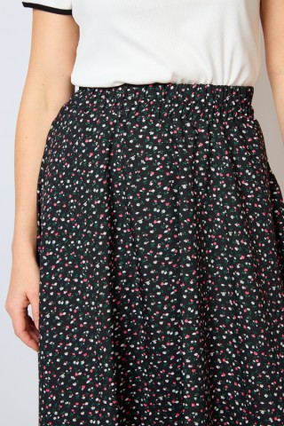 Falda maxi larga negra con florecitas blancas y rojas con bolsillos- Ropa mujer SusiSweetdress
