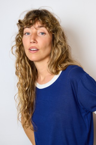 Camiseta SusiSweetdress azul con bordes blancos - Ropa mujer SusiSweetdress