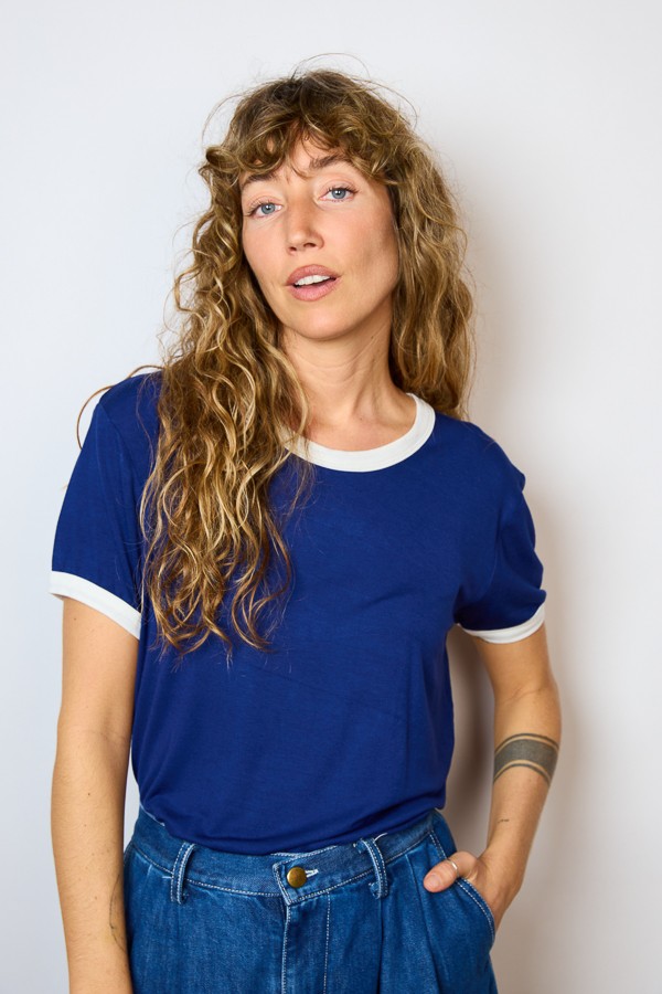 Camiseta SusiSweetdress azul con bordes blancos - Ropa mujer SusiSweetdress