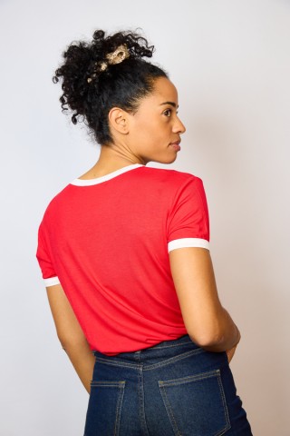 Camiseta SusiSweetdress roja con bordes blancos - Ropa mujer SusiSweetdress