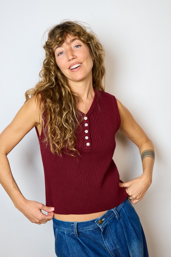 Camiseta básica SusiSweetdress granate botones- Ropa mujer SusiSweetdress