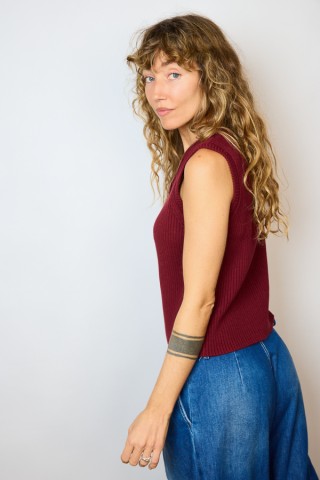 Camiseta básica SusiSweetdress granate botones- Ropa mujer SusiSweetdress