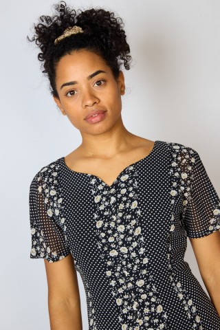 Vestido vintage negro con topitos y flores - Ropa mujer vintage SusiSweetdress