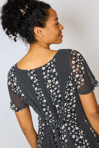 Vestido vintage negro con topitos y flores - Ropa mujer vintage SusiSweetdress