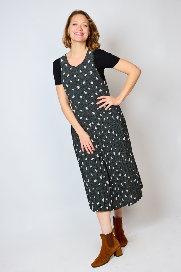 Vestido vintage negro con puntitos y flores - Ropa mujer vintage SusiSweetdress