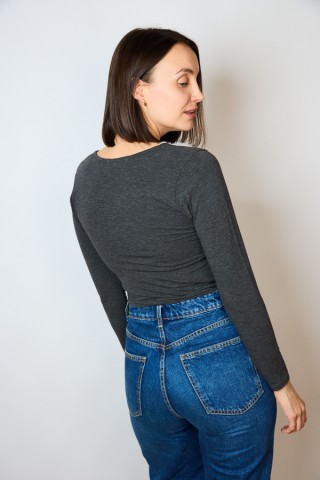 camiseta básica gris oscura- Ropa SusiSweetdress