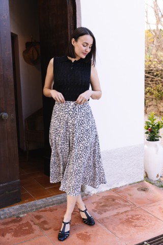 Falda larga blanca con flores con botones- Ropa mujer SusiSweetdress