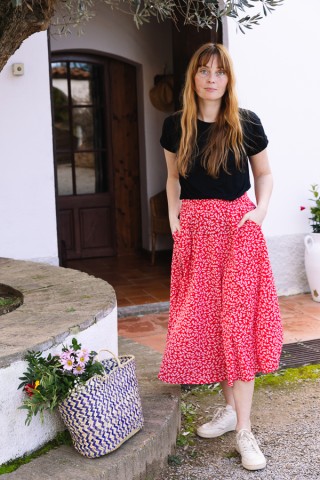 Falda maxi larga roja con margaritas blancas con bolsillos- Ropa mujer SusiSweetdress