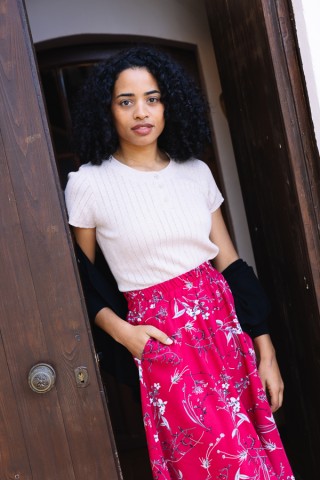 Falda maxi larga roja con ramitos grises con bolsillos- Ropa mujer SusiSweetdress