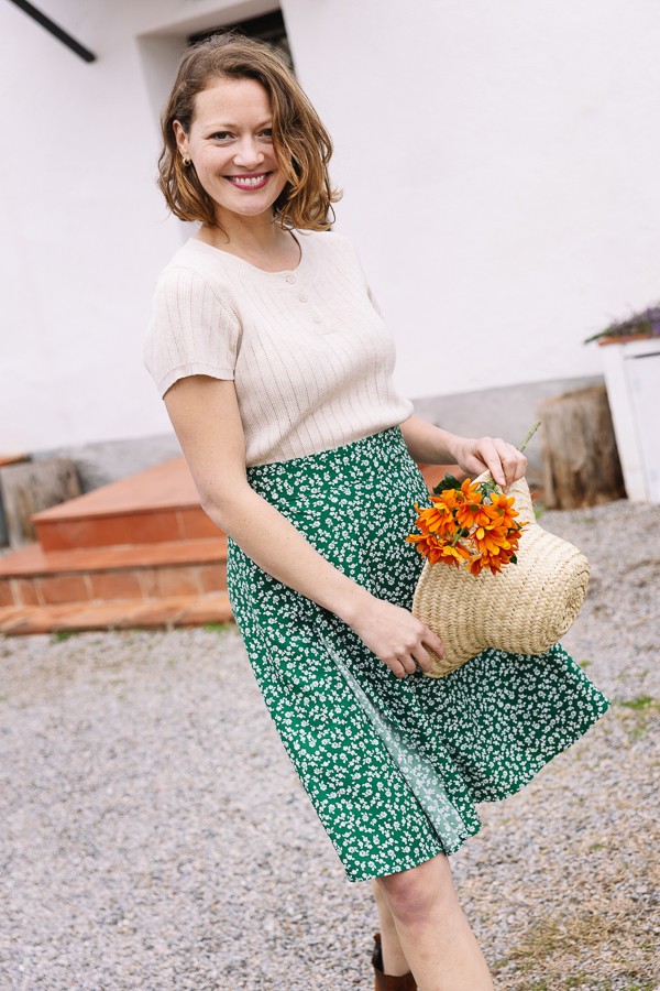 Falda cruzada midi verde con flores blancas- Ropa mujer SusiSweetdress