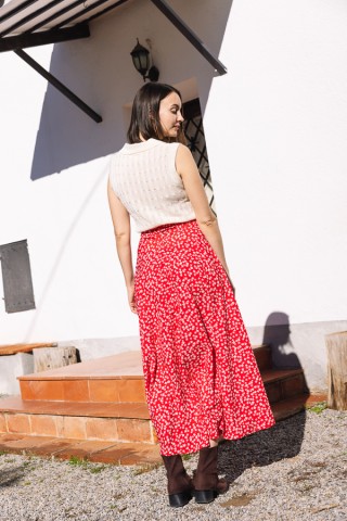 Falda maxi larga cruzada roja con margaritas blancas- Ropa mujer SusiSweetdress