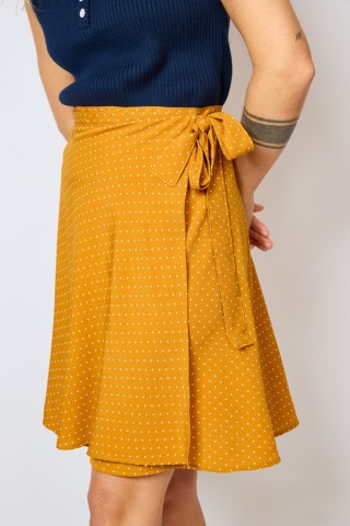 Falda cruzada mini amarillo oscuro con puntitos blancos- Ropa mujer SusiSweetdress