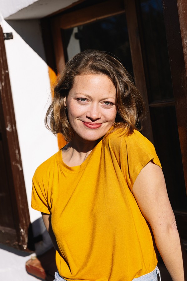 Camiseta básica SusiSweetdress ocre- Ropa mujer SusiSweetdress