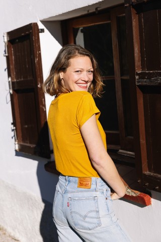 Camiseta básica SusiSweetdress ocre- Ropa mujer SusiSweetdress