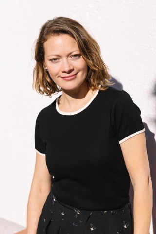 Camiseta básica SusiSweetdress negro con bordes blancos- Ropa mujer SusiSweetdress