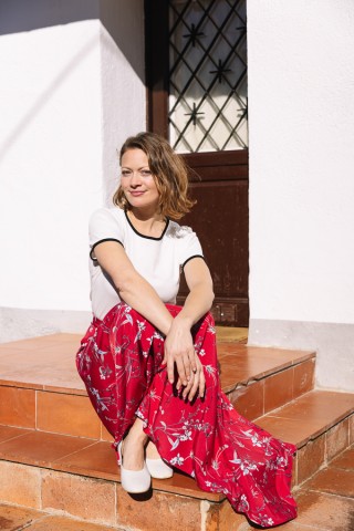 Camiseta básica SusiSweetdress blanca con bordes negros- Ropa mujer SusiSweetdress