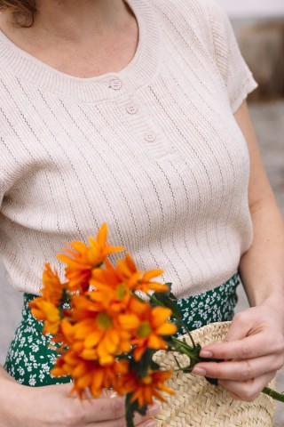 Camiseta básica SusiSweetdress beis con botones- Ropa mujer SusiSweetdress