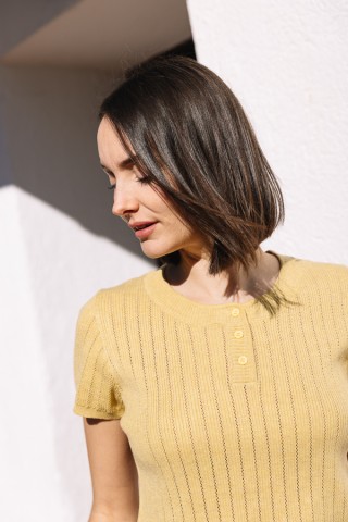 Camiseta básica SusiSweetdress mostaza con botones- Ropa mujer SusiSweetdress