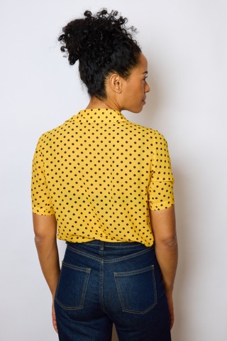 Camisa vintage amarilla con topos negros - Ropa mujer SusiSweetdress