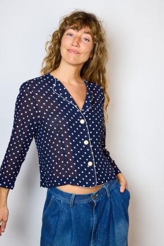 Camisa vintage azul marino con topos blancos - Ropa mujer SusiSweetdress