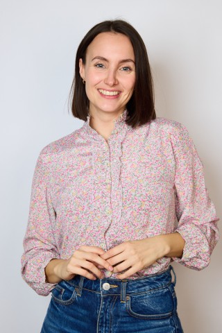 Camisa vintage gris claro con florecitas rosas- Ropa mujer SusiSweetdress