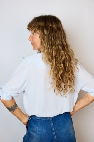 Camisa vintage azul pastel con volante- Ropa mujer SusiSweetdress