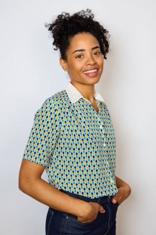 Camisa vintage blanca con estampado geométrico- Ropa mujer SusiSweetdress