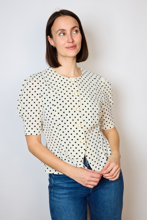 Camisa vintage blanca con puntos negros- Ropa mujer SusiSweetdress