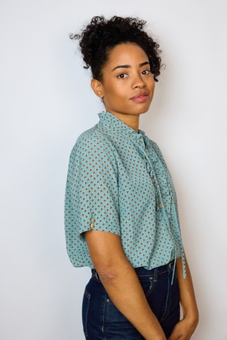 Camisa vintage azul con florecitas anaranjadas- Ropa mujer SusiSweetdress