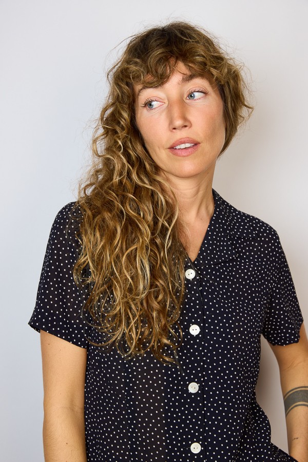 Camisa vintage negra con puntitos blancos- Ropa mujer SusiSweetdress