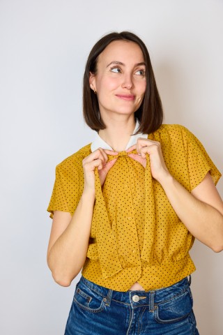 Camisa vintage mostaza con puntos negros y lazo- Ropa mujer SusiSweetdress