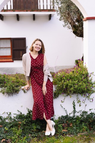 Vestido vintage granate con flores blancas - Ropa mujer vintage SusiSweetdress