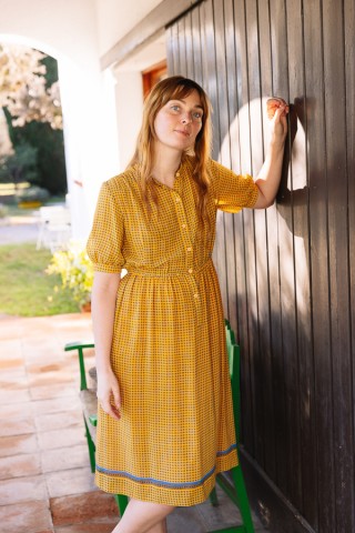 Vestido vintage mostaza con florecitas pequeñas - Ropa mujer vintage SusiSweetdress