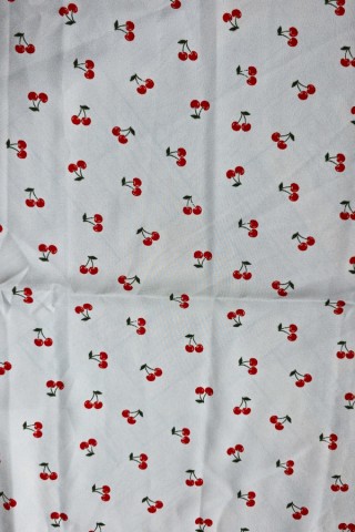 Pañuelo blanco con cerezas -Complementos SusiSweetdress