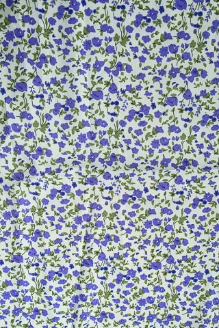 Pañuelo blanco con flores lilas -Complementos SusiSweetdress