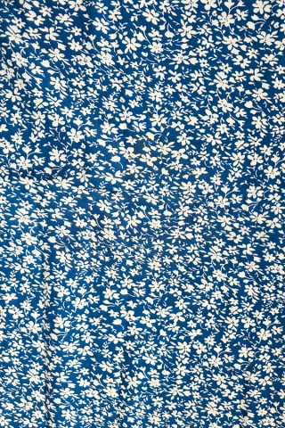 Pañuelo azul con florecitas blancas-Complementos SusiSweetdress