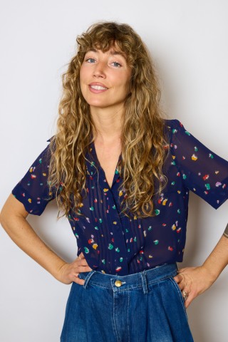 Camisa vintage azul marino con estampado colores- Ropa mujer SusiSweetdress