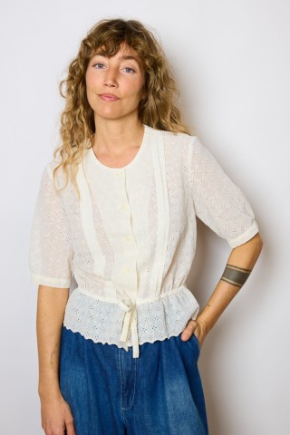 Camisa vintage blanca con bordados calados- Ropa mujer SusiSweetdress