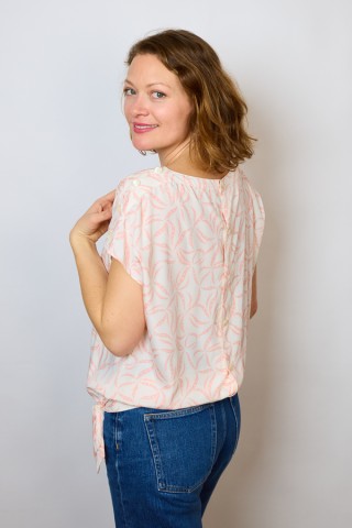 Camisa vintage blanca con estampado rosa- Ropa mujer SusiSweetdress